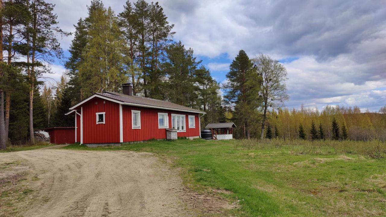 Maatilamatkailu Jaenisvaara Kolinkylä Esterno foto