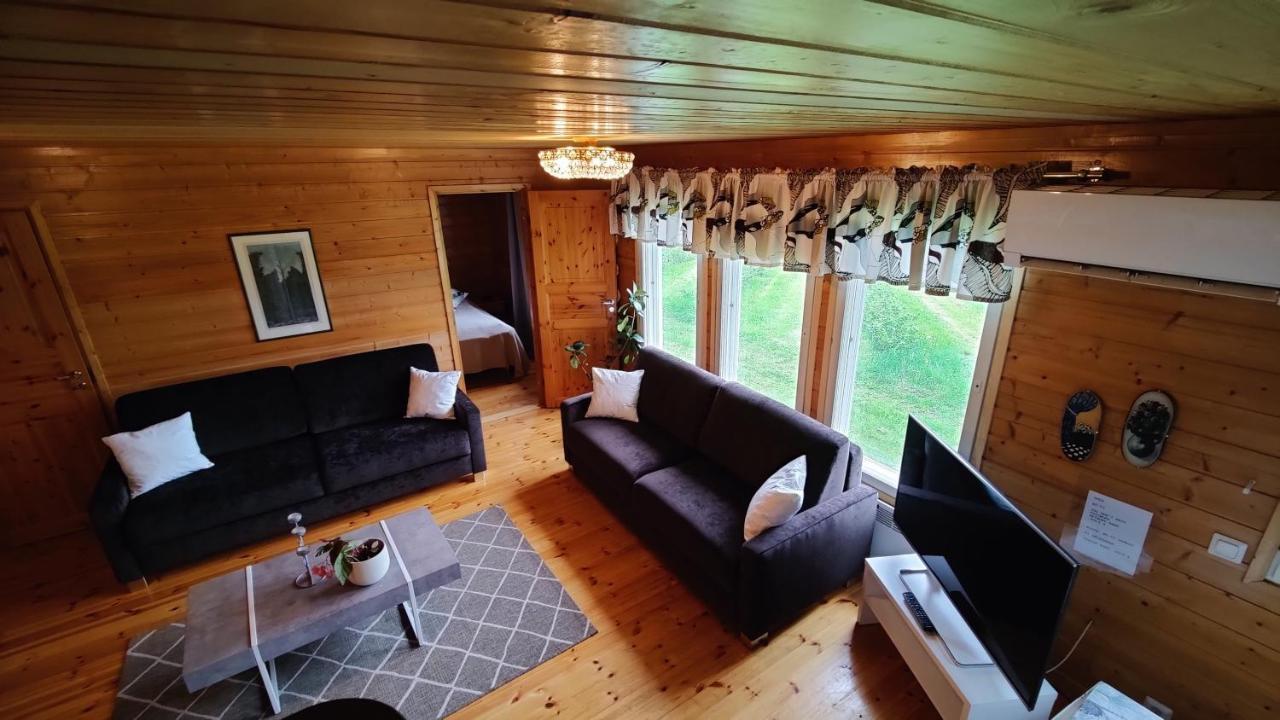 Maatilamatkailu Jaenisvaara Kolinkylä Esterno foto