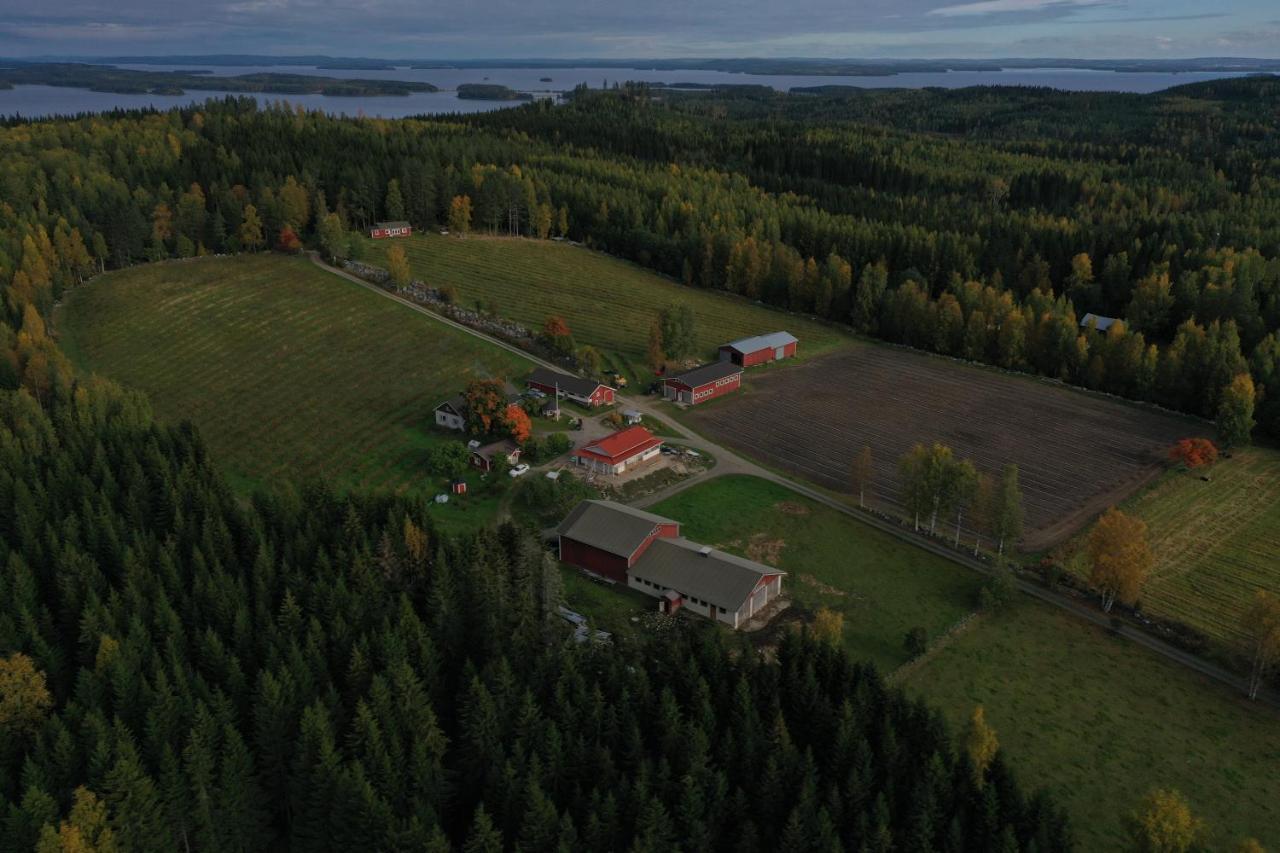 Maatilamatkailu Jaenisvaara Kolinkylä Esterno foto