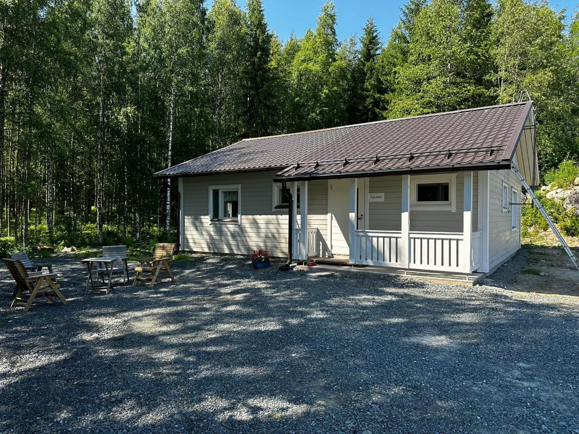 Maatilamatkailu Jaenisvaara Kolinkylä Esterno foto